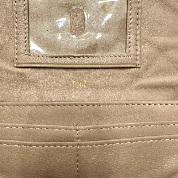 Pale Pink Butter Soft HOBO Brand Wallet - Picture 8 of 13